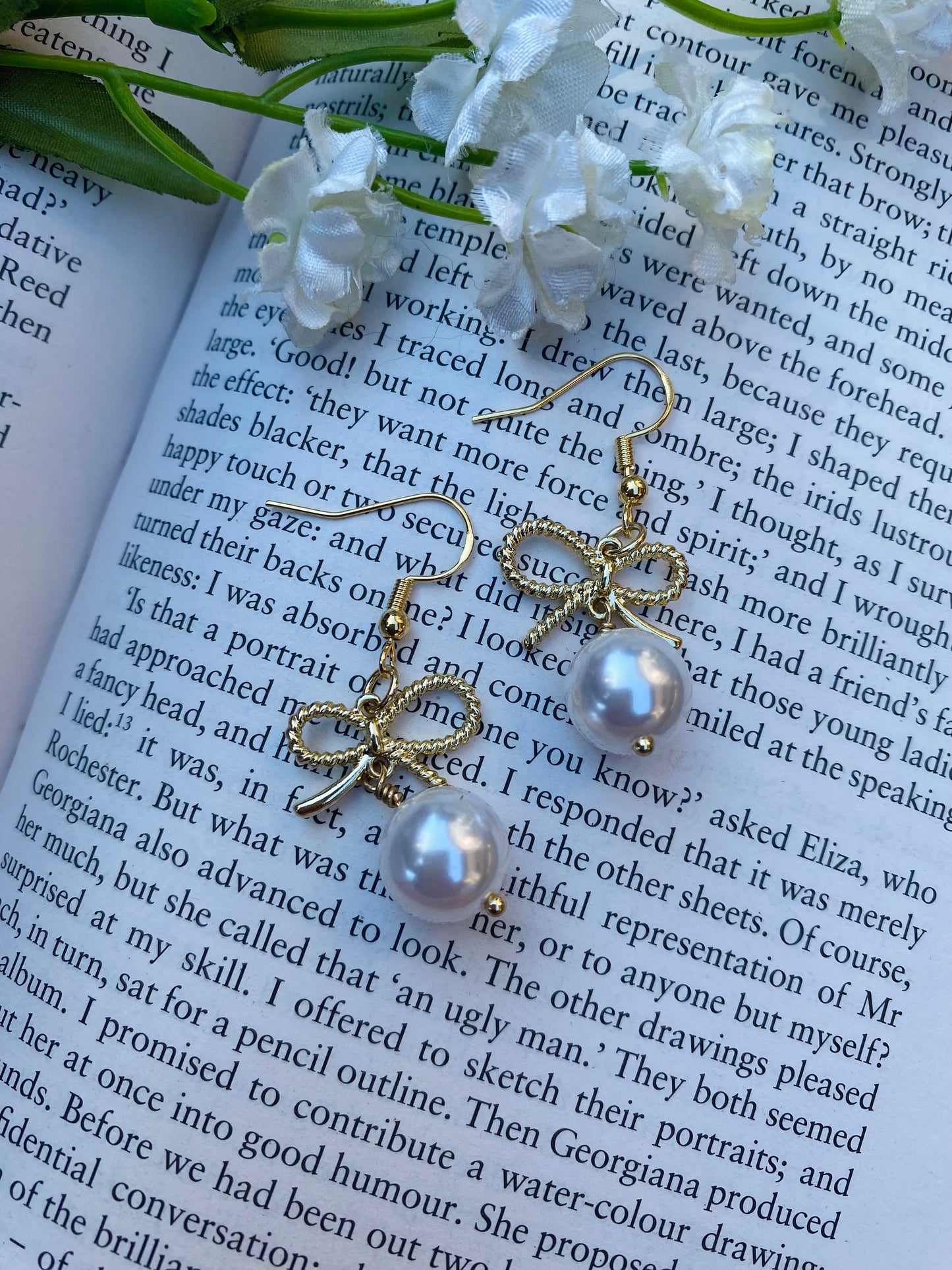 Gold Bow Pearl Earrings