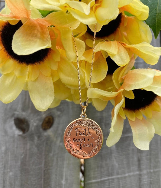 Faith Over Fear Gold Pendant Necklace