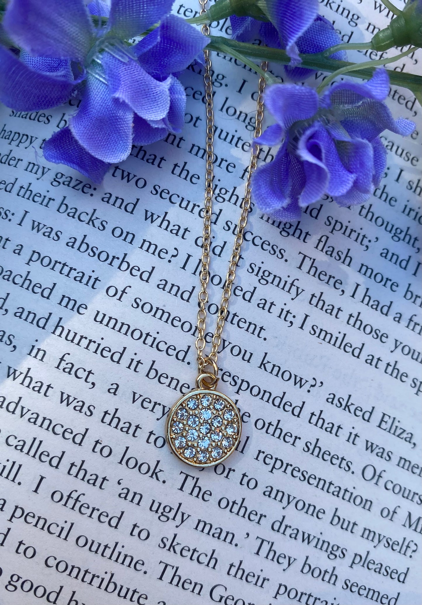 Circle Gold Gem Pendant Necklace