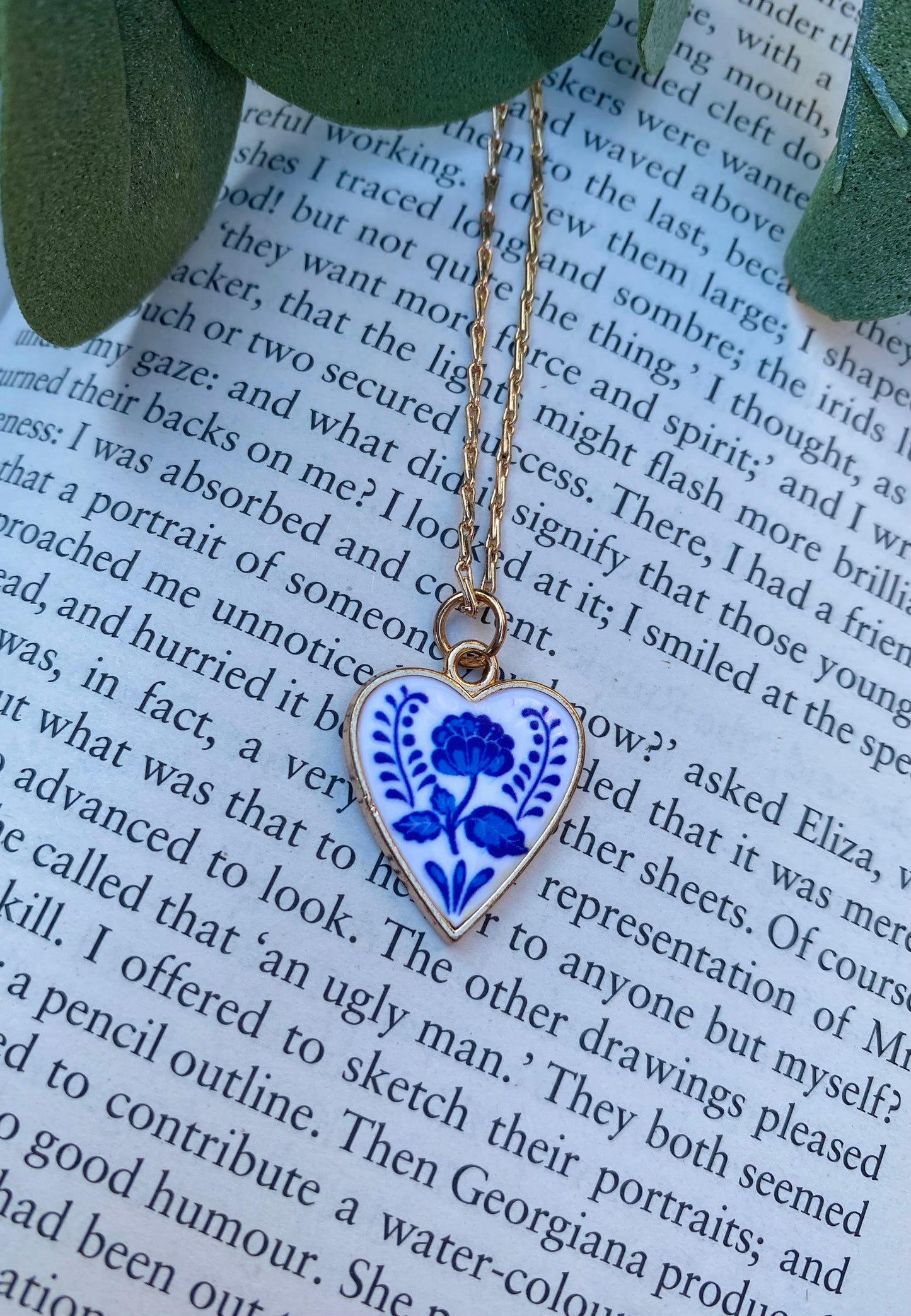 Gold Blue Floral Pendant Necklace